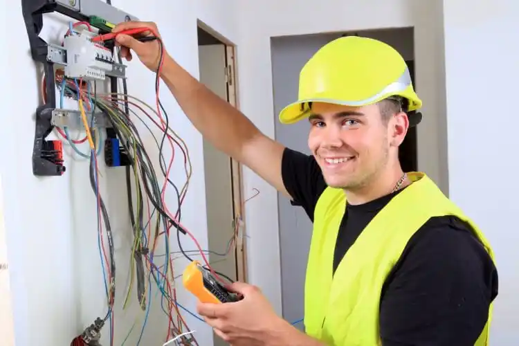 elektricien Neeritter